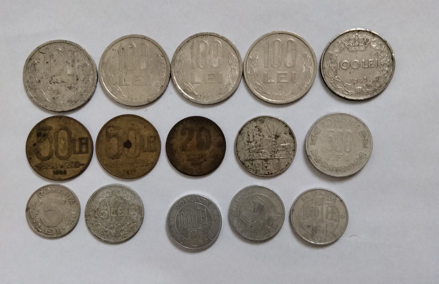 Moneda din 1943,una de 1 leu din 1966 și diverse monezi din 90