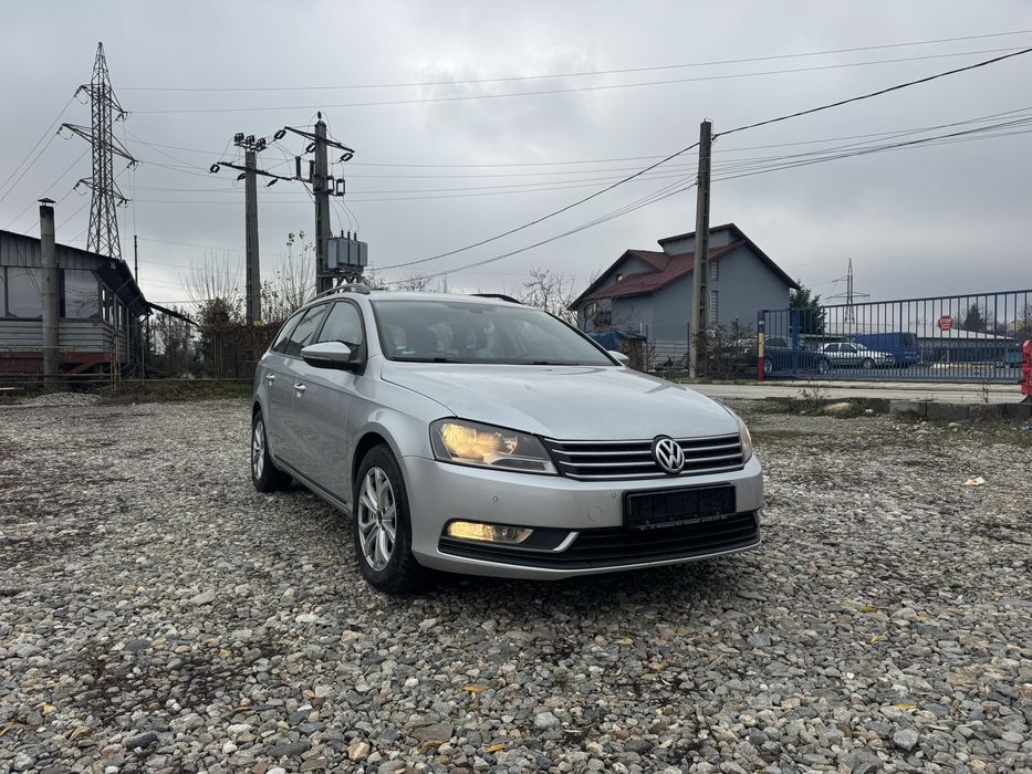 Vw Passat B7 model 2013, 2.0 TDi 140 cai, navi, clima