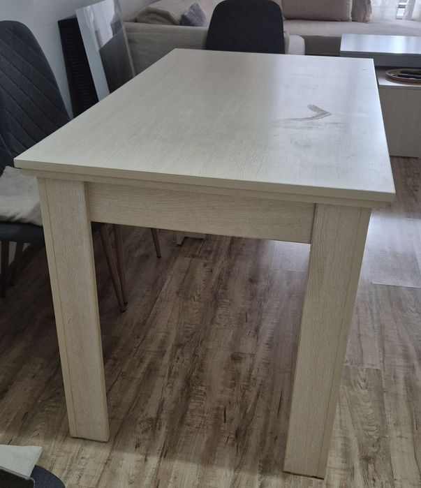 маса за трапезария