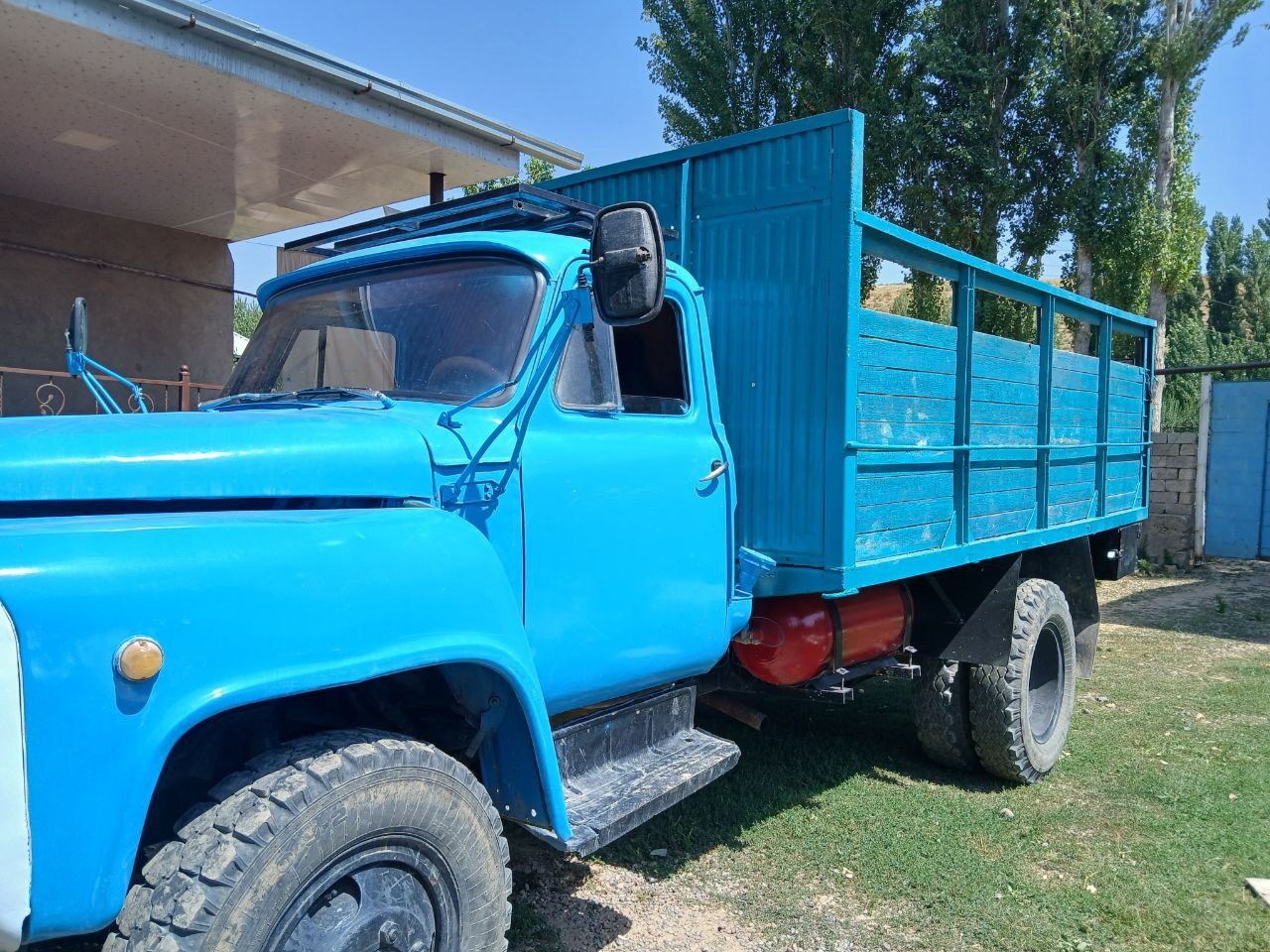 Gaz 53 sotiladi. Holati yaxshi