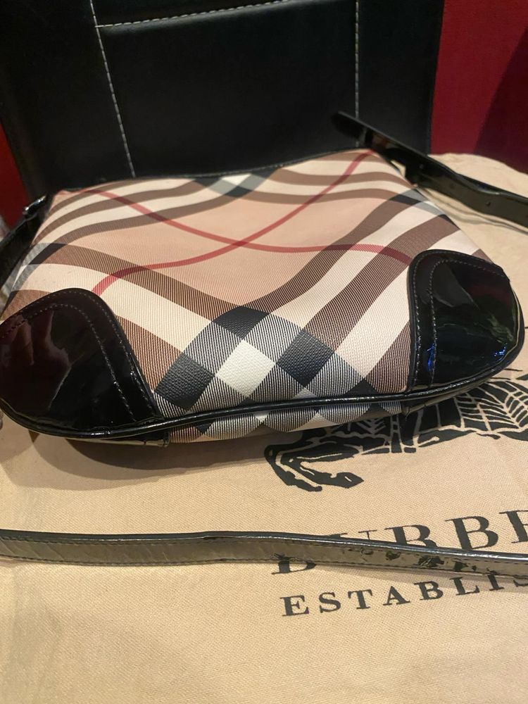 Оригинална чанта Burberry