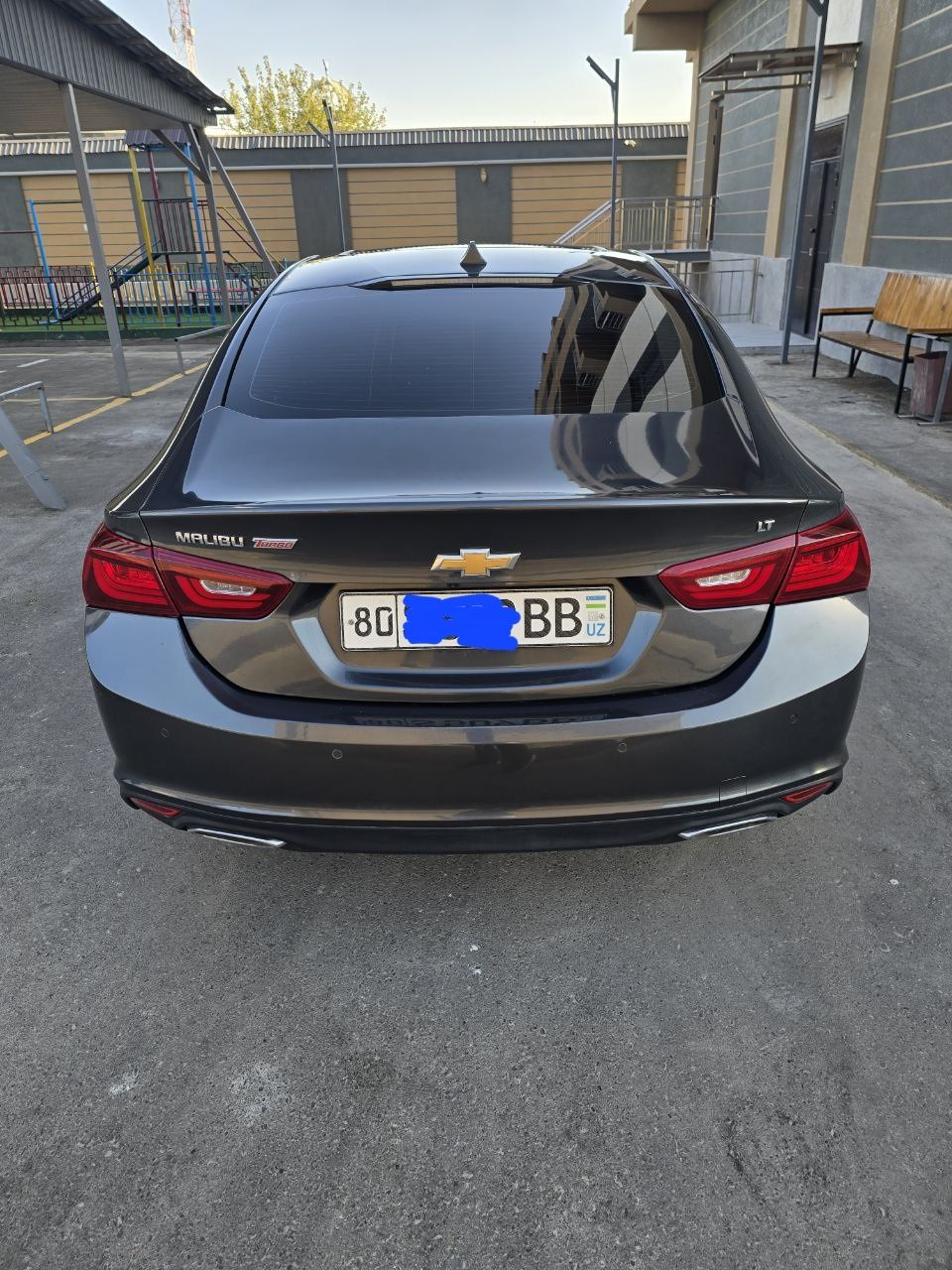 Chevrolet Malibu 2.4 sotiladi