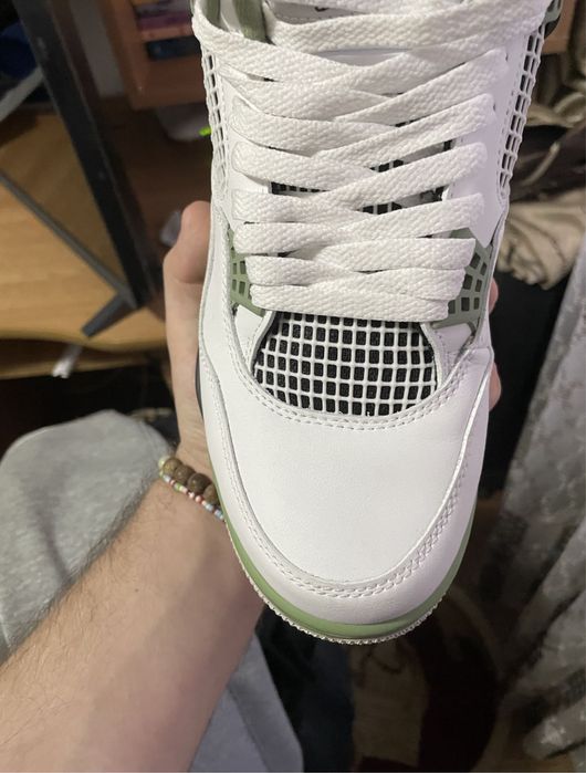 Air Jordan 4 Seafoam