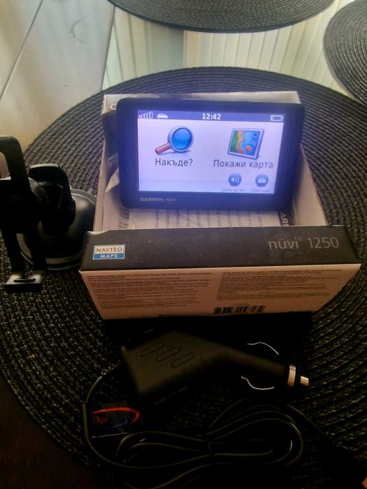 Ново!!! 4.3 инча GPS навигация Garmin Nuvi 1390 + Bluetooth с доживотн