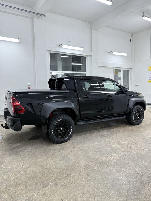 Toyota Hilux GR Sport 2 - 2.8,D 4WD Pret afisat TVA inclus