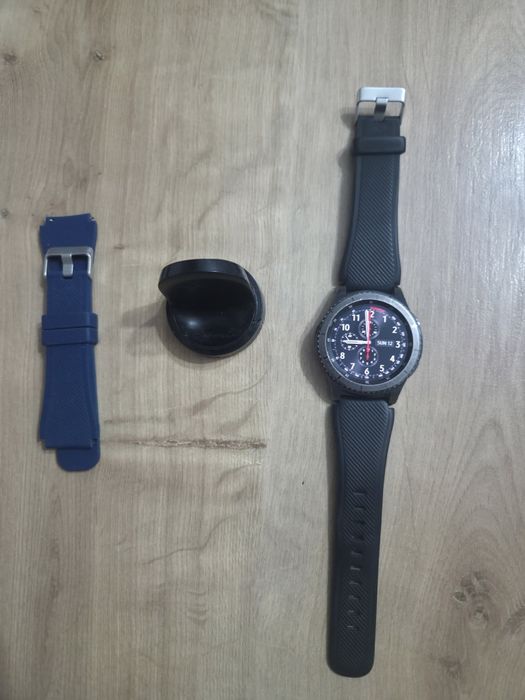 Продам смарт-часы Samsung Gear3 frontier