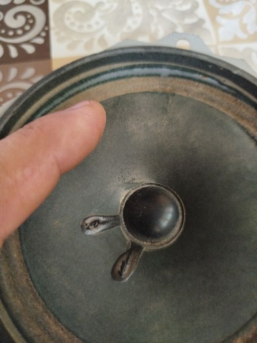 Динамики YAMAHA 6W Thailand 30 т за оба