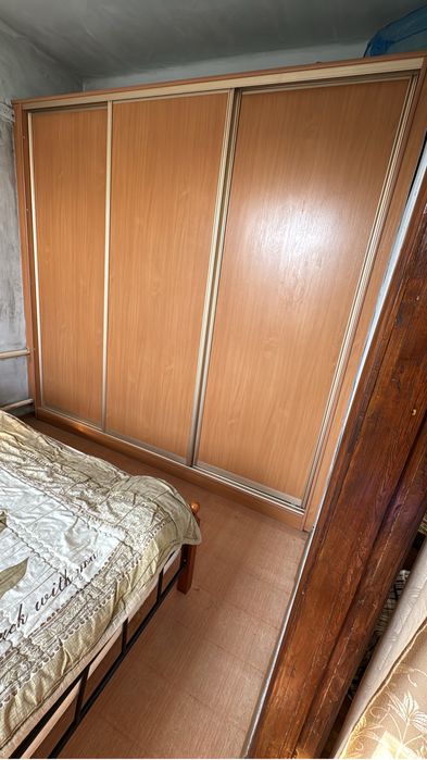 Продаю шкаф купе