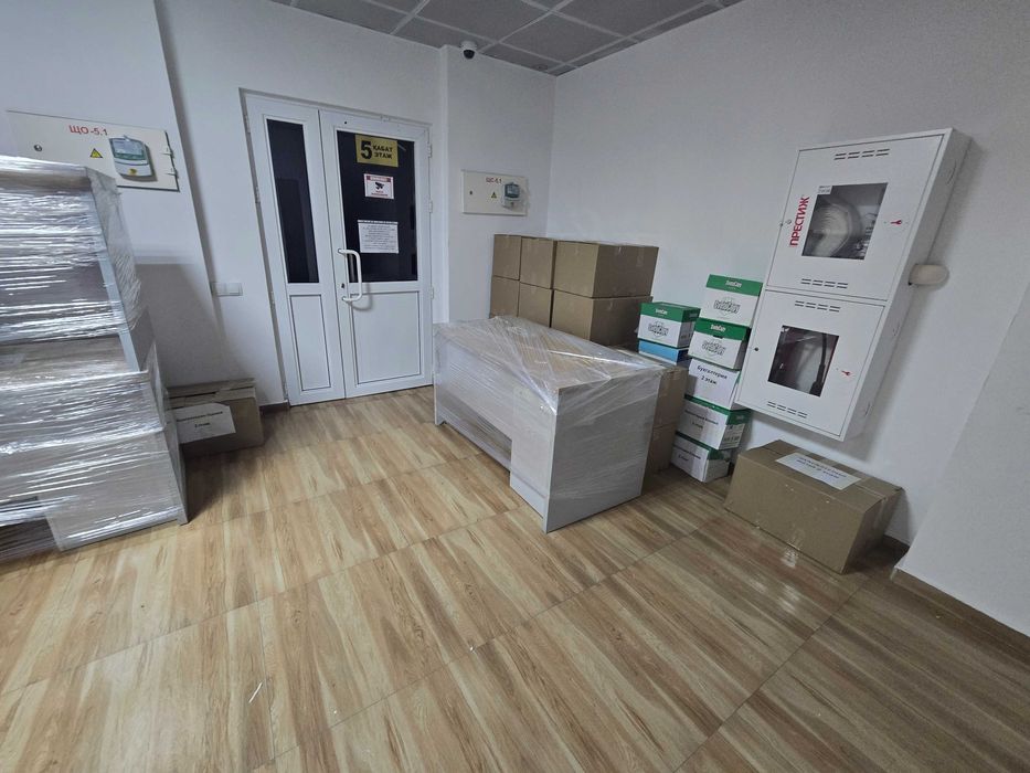 Грузчики, сборщики для офисного переезда