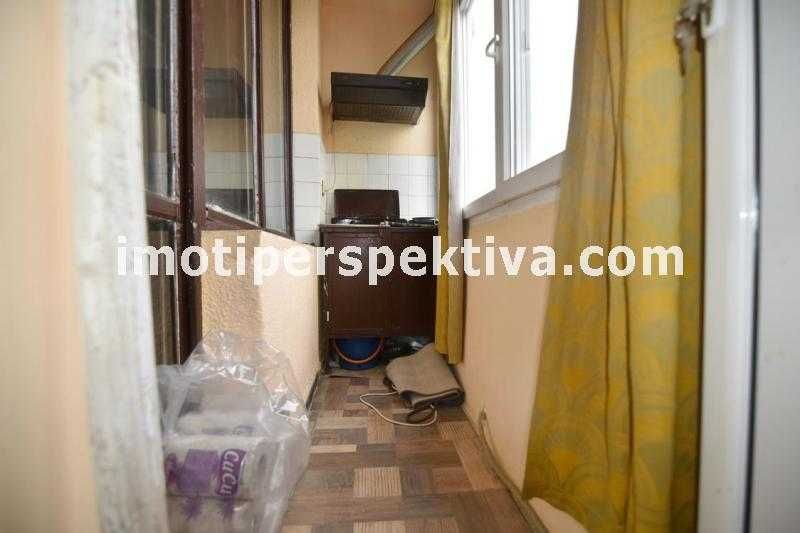 Продава се Тристаен апартамент в Пловдив, Кючук Париж - 100 кв.м за 1430 €/кв.м - Снимка #6