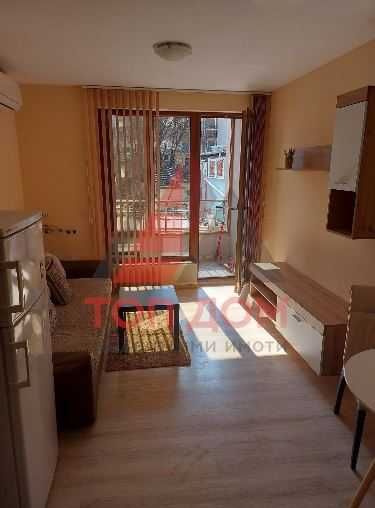 Дава се под наем Двустаен апартамент в Варна, Завод Дружба - 65 кв.м за 459 € - Снимка #2