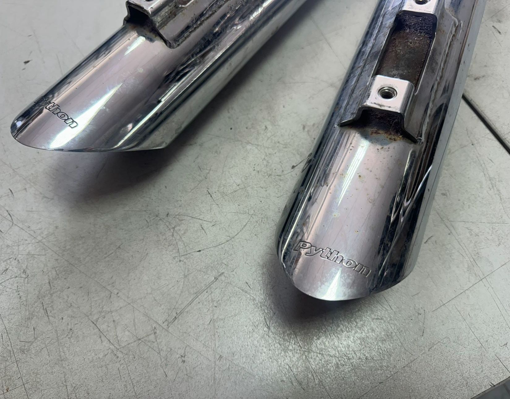 Python Exhaust Гърнета / ауспуси Harley Davidson Road Glide Ultra