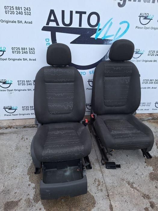 Scaune fata stanga dreapta material textil Opel Meriva B