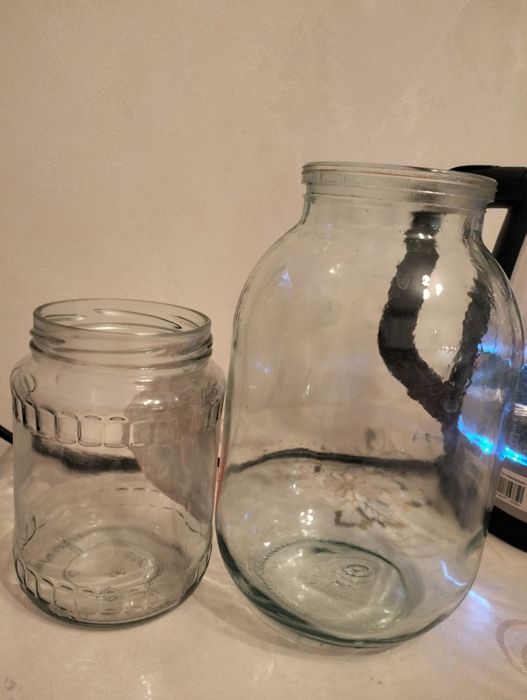 Отдам банки бесплатно