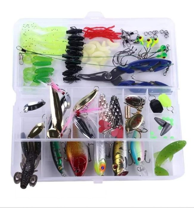 К-т за спининг риболов с кутия- клатушки,клещи, воблери, блесни и мн.