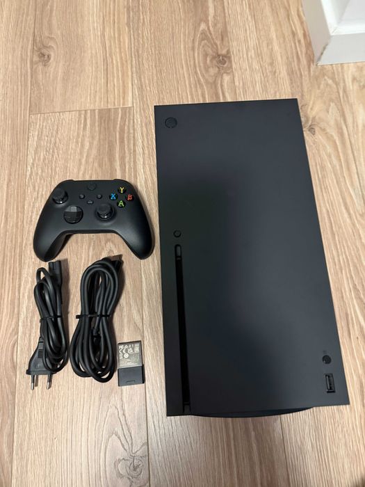 Xbox Series X + 1TB NVME SSD
