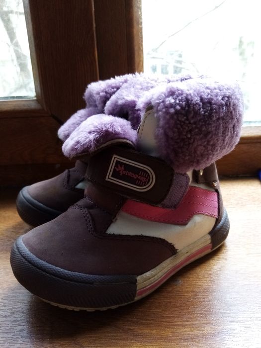 Зимние детские сапоги