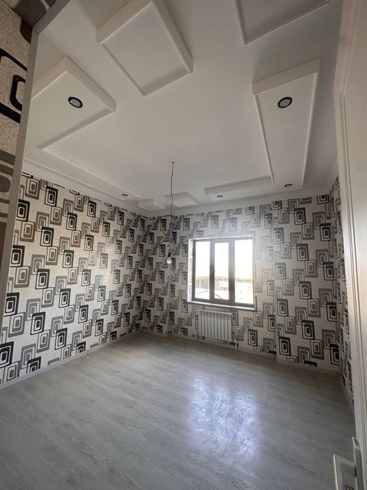 Yunusobod Hasanboy 2.3 sotik 8 xona katedj sotiladi