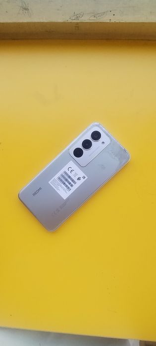 Redmi 15 256 gb srochna sotiladi