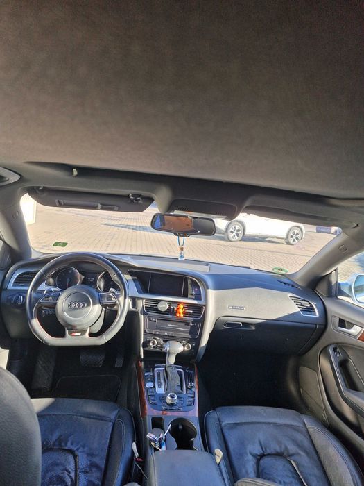 Audi a 5 quattro 3.0 an 2011