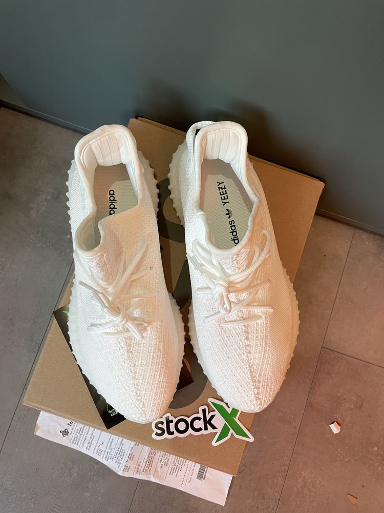 Yeezy Boost 350 v2 Triple White Poze Reale , Marimi 36-47
