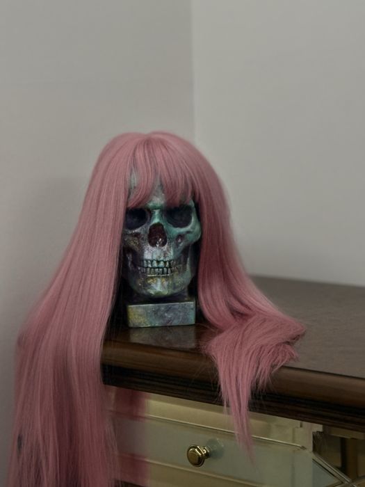 Парик розовый, длинный, новый!
