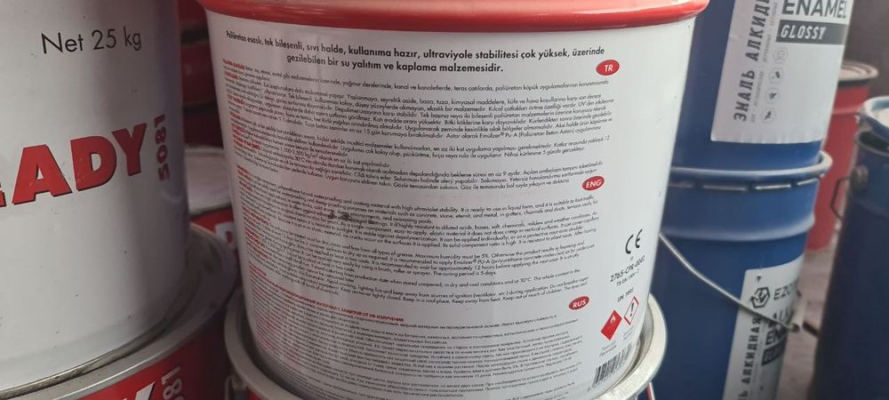 Poluiretan pol surtmasi