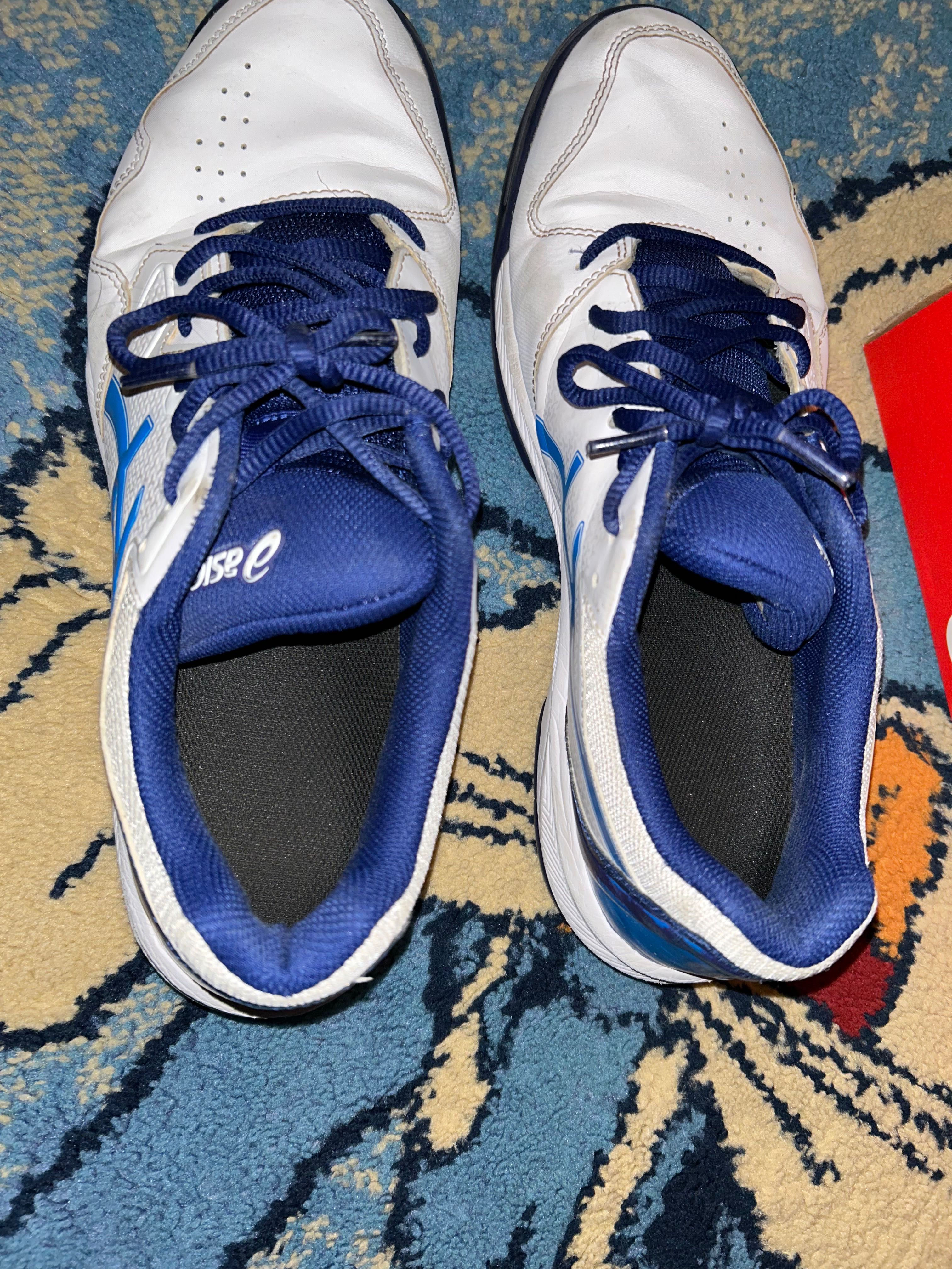 Обувки ASICS топ модел чисто нови!!!