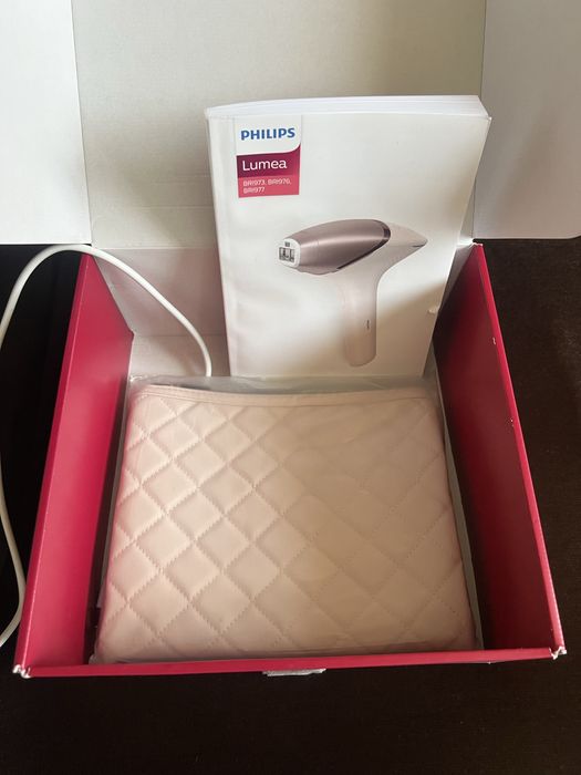 Фотоепилатор Philips Lumea IPL 9900