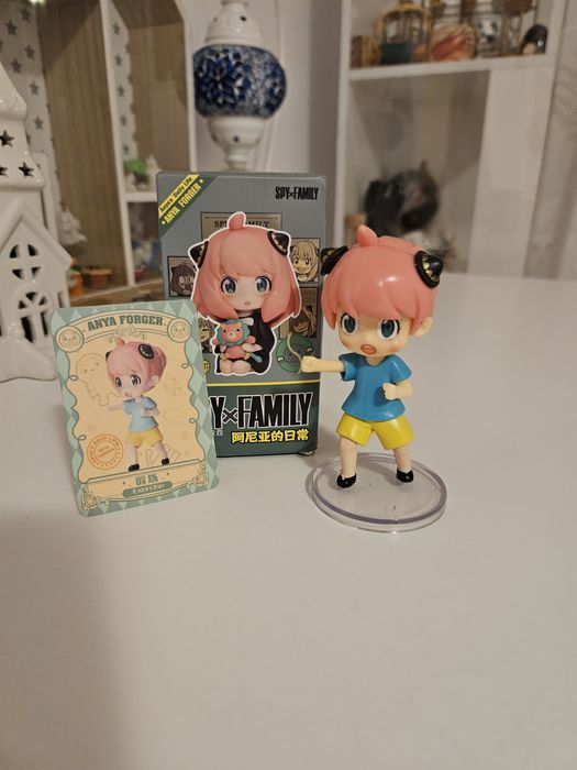 Figurina de colectie spy family