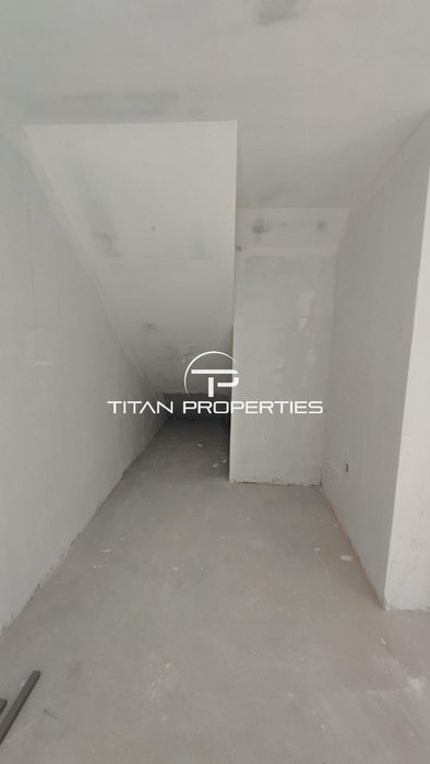 Продава се Тристаен апартамент в Варна, Лятно кино Тракия - 148 кв.м за 2136 €/кв.м - Снимка #11