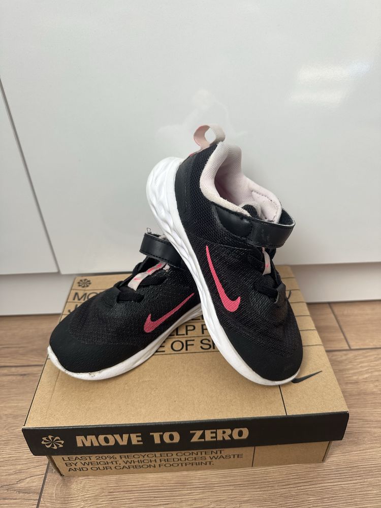 Маратонки за момиче Nike, Adidas, Champion