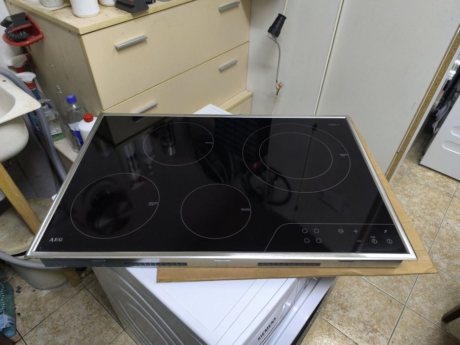 Индукционен плот AEG 88100 K-mn