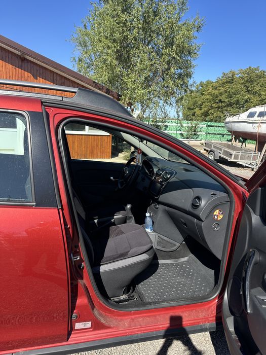 Dacia Sandero Stepway Unic proprietar . Luata din reprezentanta Dacia