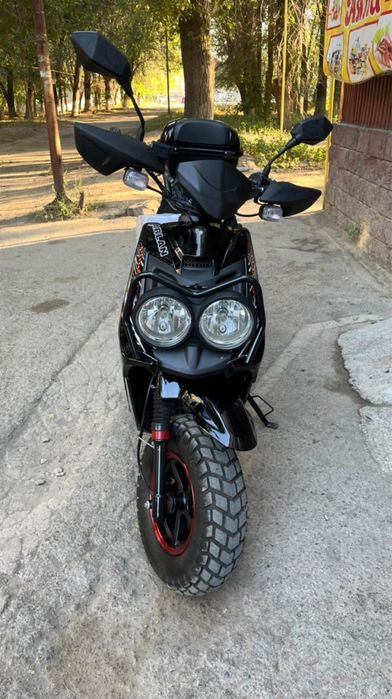 Мопед скутер бумер