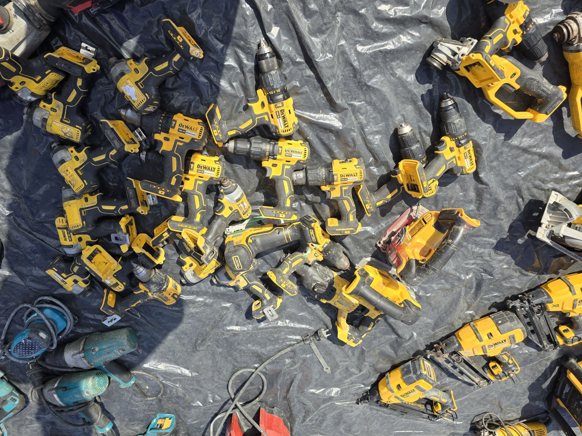 Scule makita dewalt milwaukee si altele