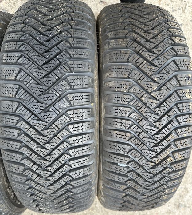 4бр 195/65/15 чисто нови 22дот