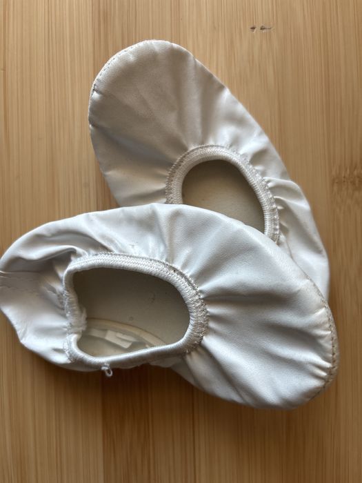 Свички два чифта номер 24/25