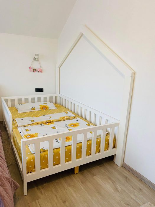 Pat casuta montessori