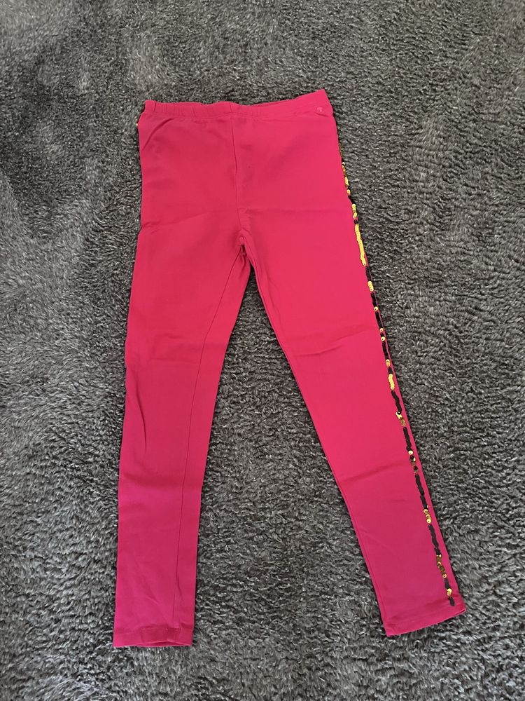 Vand 5  perechi de pantaloni (4 noi) pt fetite 5-6 ani, 50 ron