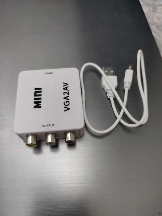 Продаётся адаптер VGA to AV