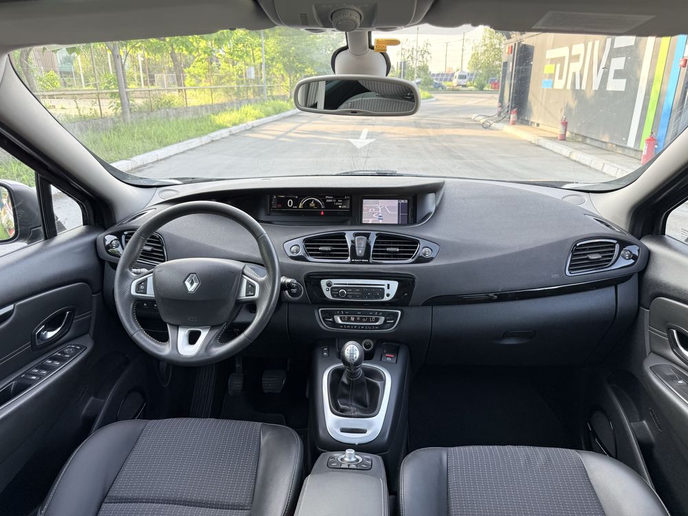 Renault Grand Scenic Bose , 1.5 dci 110 cp , 7 locuri , Panoramic !!!