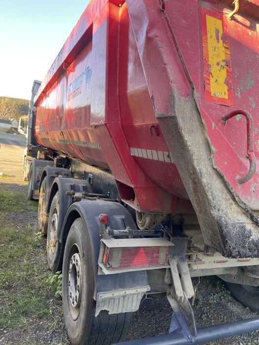 Vand cap tractor si semiremorca