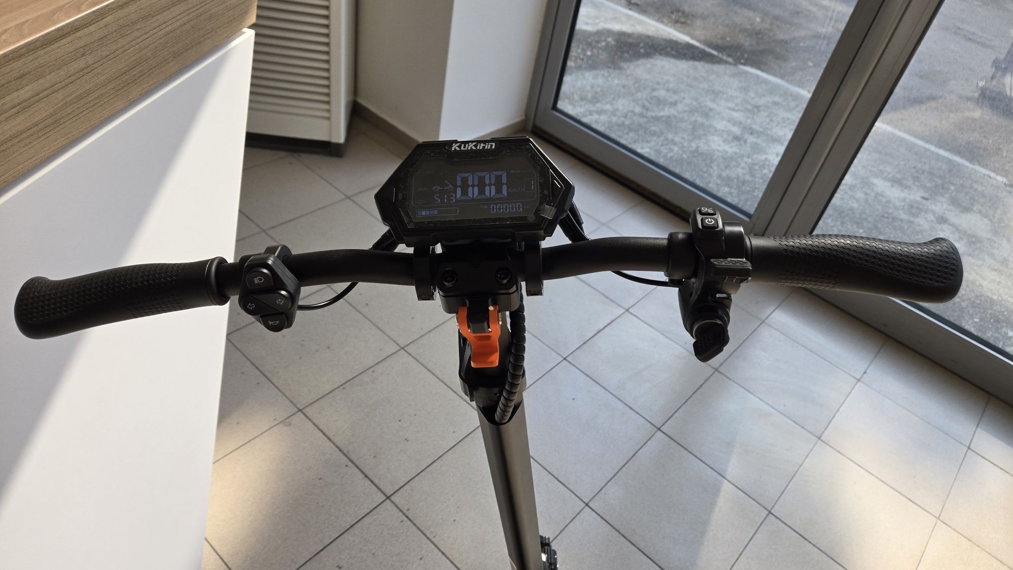 Kugoo Kukirin G2 MASTER new 2025