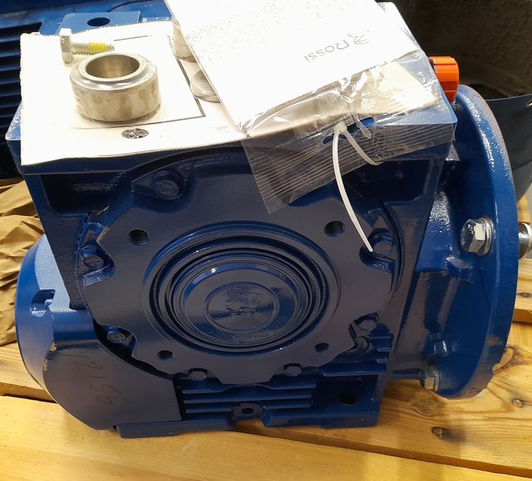 Motoare cu reductor mai multe modele perfect de adaptat la cazan tuica