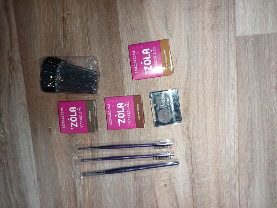 Материали за боядисване на вежди