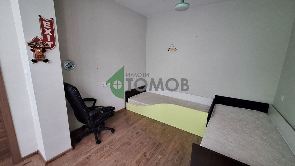 Тристаен апартамент в кв. Опълченски