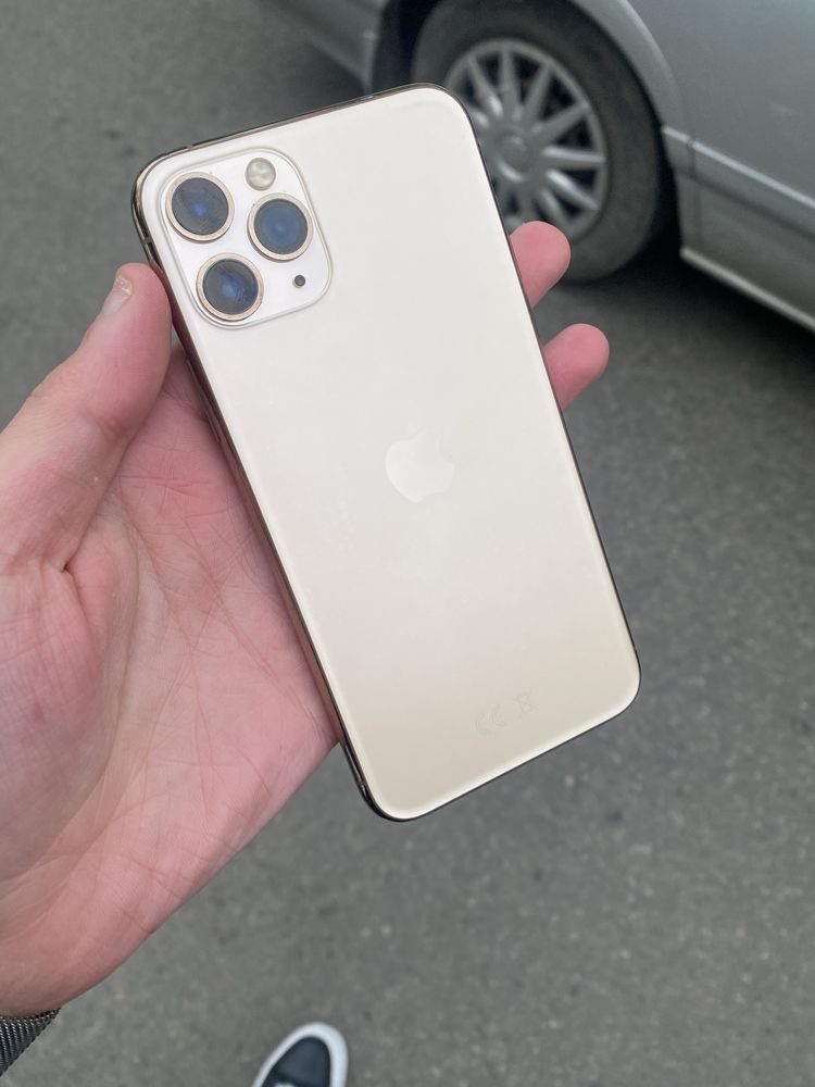 Телефон Iphone 11 Pro 64Gb