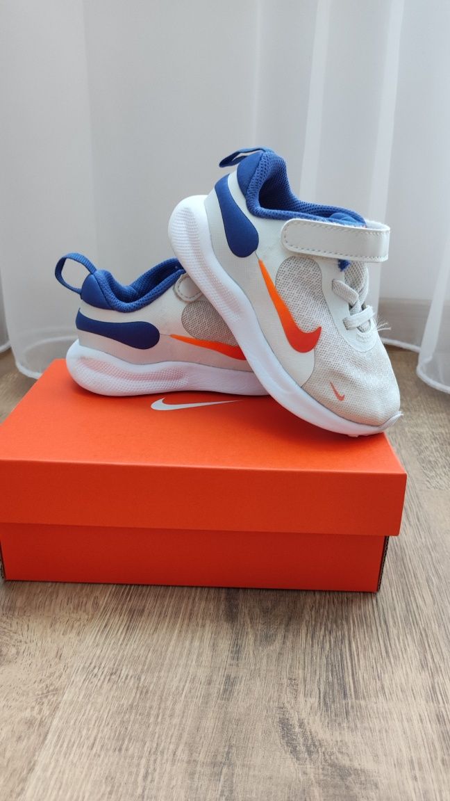 Детски маратонки NIKE