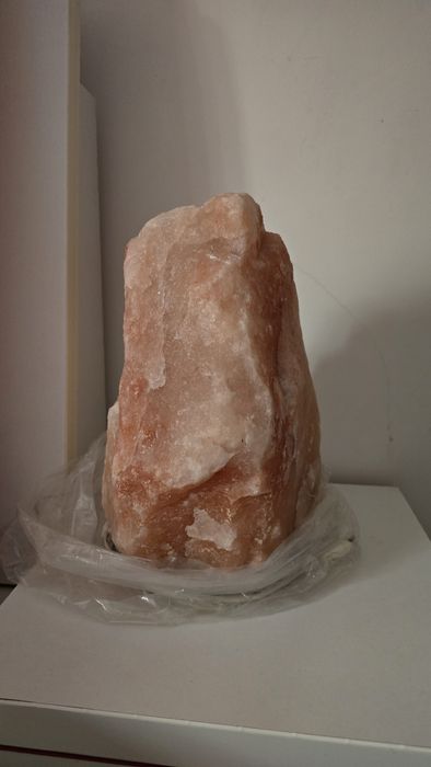 Lampa de sare naturala de himalaya
